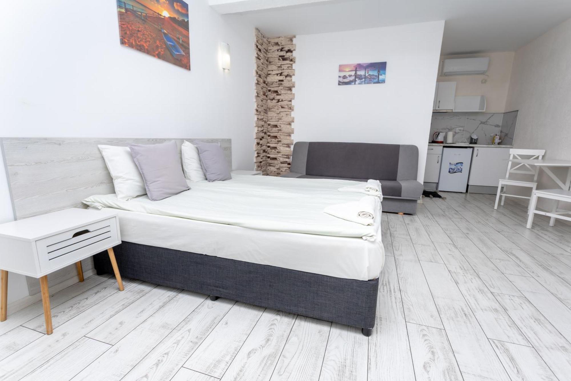 Guest House Desi - Къща За Гости Деси Balchik Exterior photo